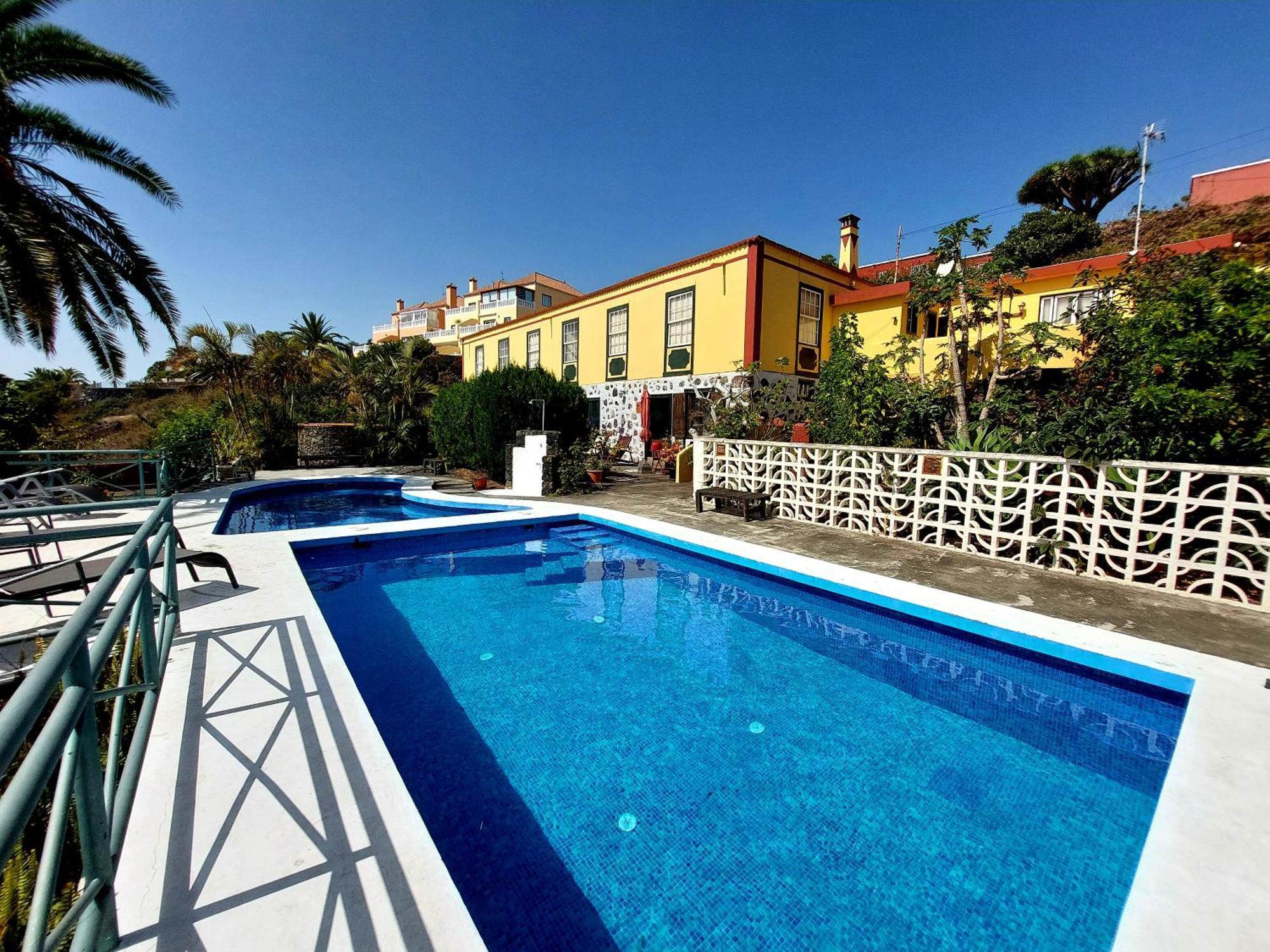 Villa Asuncion A Brena Baja Exterior photo